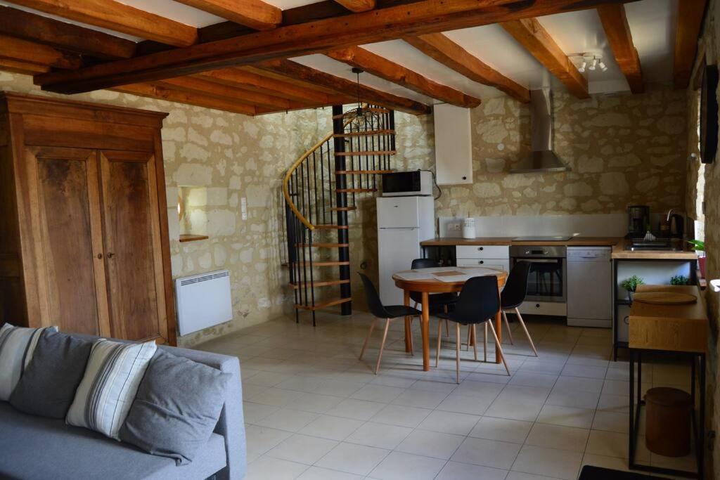 La Grange De L'Olive Villa Chinon Exterior photo